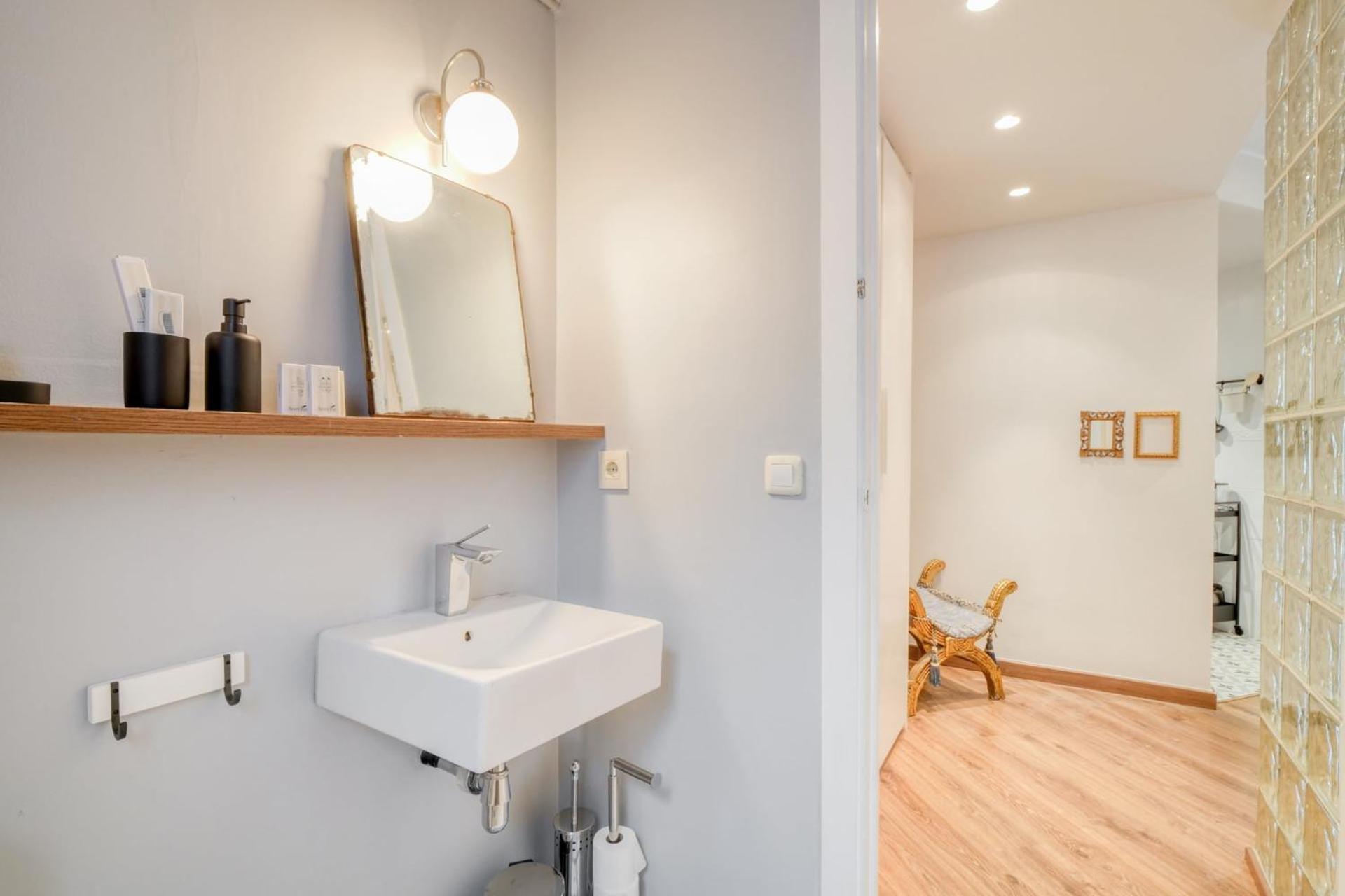 Ferienwohnung Comte Urgell Barcelona Exterior foto